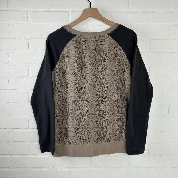 Vans Animal Print Sweatshirt - Picture 4 of 5